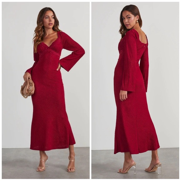 Vici Dresses & Skirts - VICI Nyara Lace Mermaid Midi Dress XS NWT